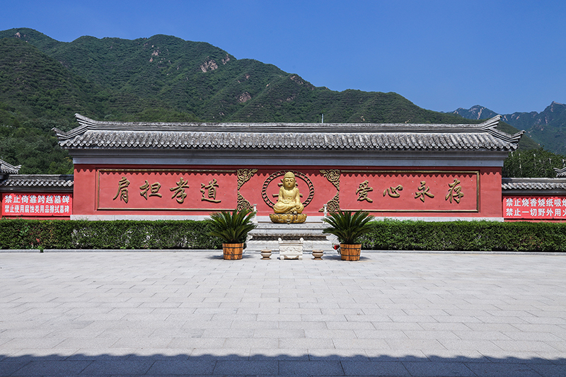 昌平凤凰山陵园：京北山水间的生命安谧之所