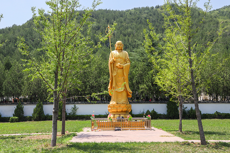 九里山公墓二区风水解析：京北藏风聚气之地