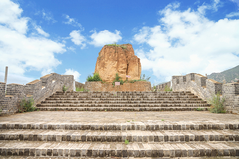 探寻八达岭人民公墓：风水独到的安息佳处